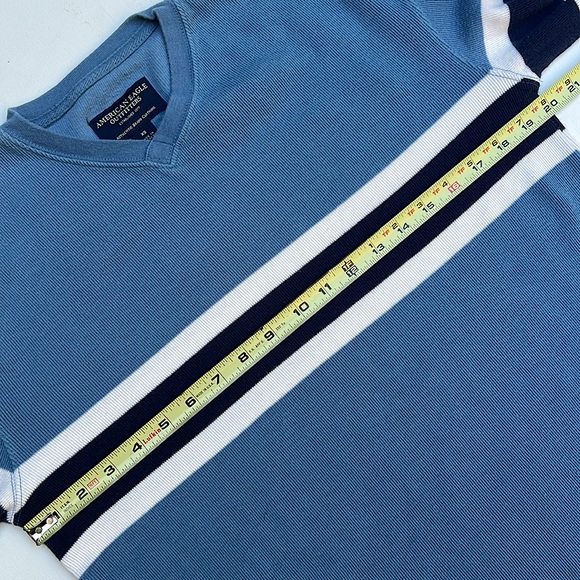 🧵Y2K American Eagle vneck sweater🧵 - Picture 4 of 7